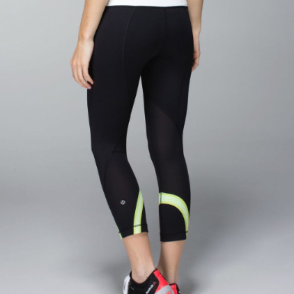 Lululemon Run: Inspire Crop II